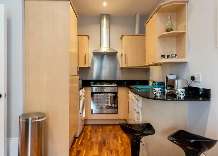 Camden Apartment A/Apartment